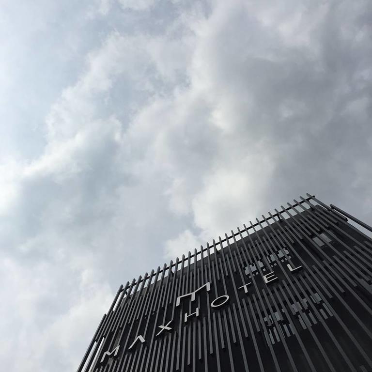 Max Hotel Subang Jaya Exterior foto